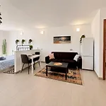 Vista Oceano In Appartamento *
