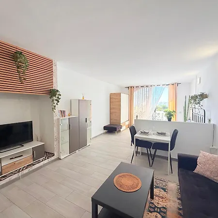Ocean View Serenity In Apartment *